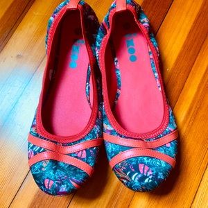 Women’s flat shoes